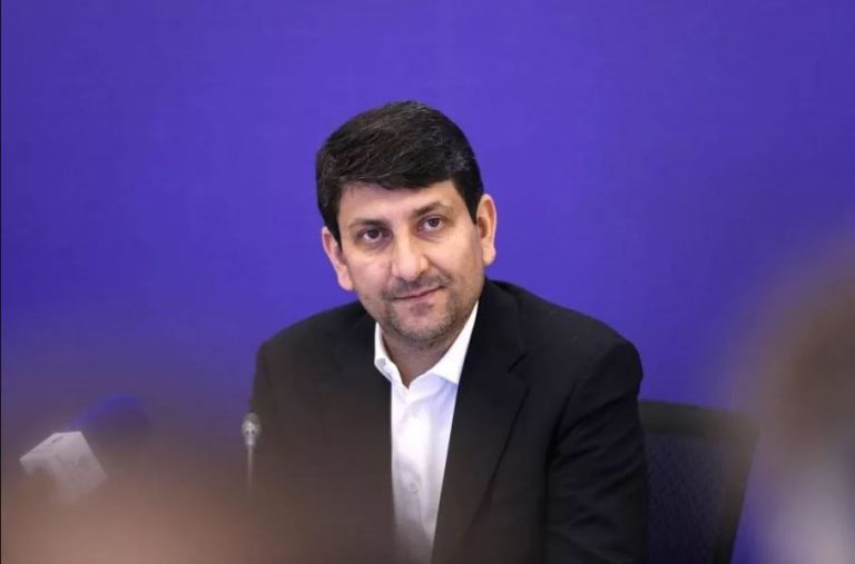 روایت وزیر ارتباطات از روزهای خاموشی دیجیتال: برنامه‌ای برای تداوم قطع اینترنت تا اردیبهشت ۱۴۰۵ وجود داشت